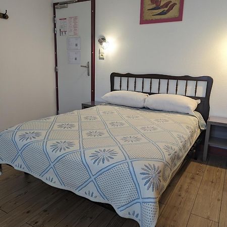 Auberge Des Pins Aubenas Eksteriør bilde