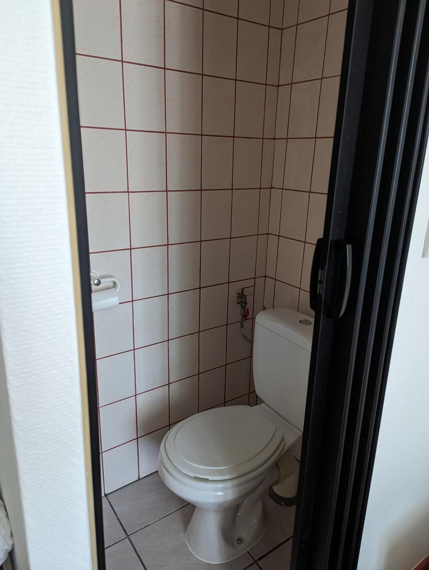 Auberge Des Pins Aubenas Eksteriør bilde