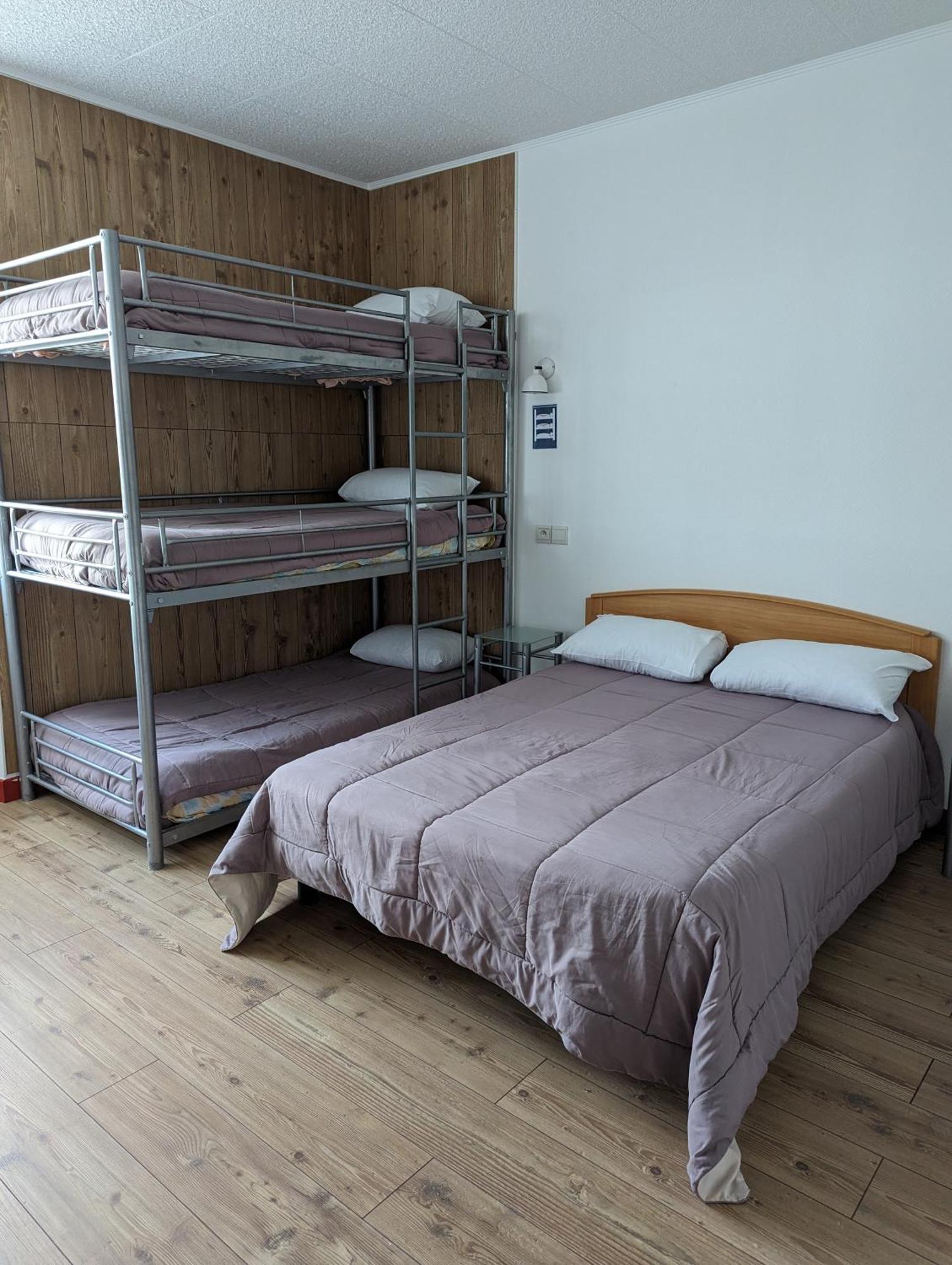 Auberge Des Pins Aubenas Eksteriør bilde