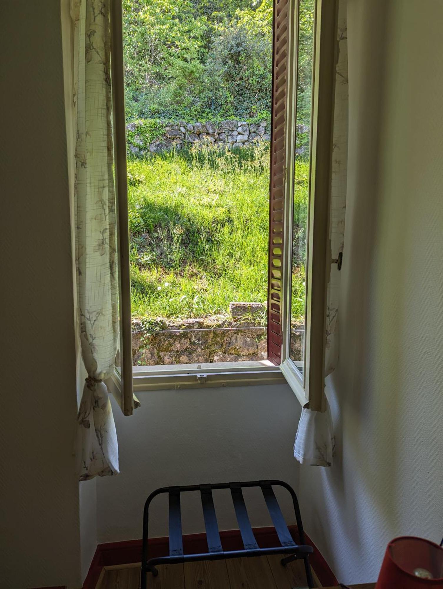 Auberge Des Pins Aubenas Eksteriør bilde